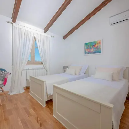 Mercedes Holiday home Labin (Istria)